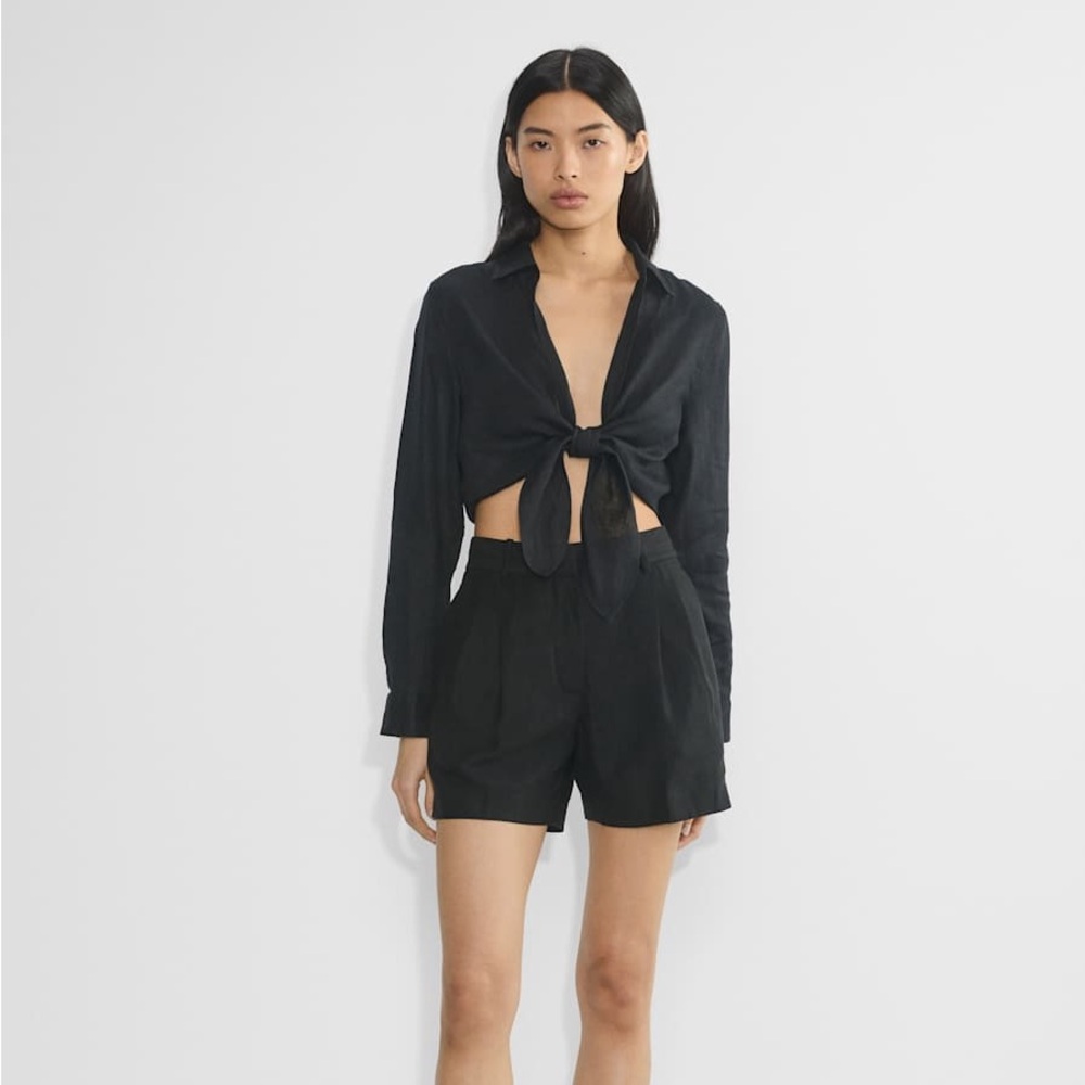 Comfy Black Tie-Front 100% Linen Blouse